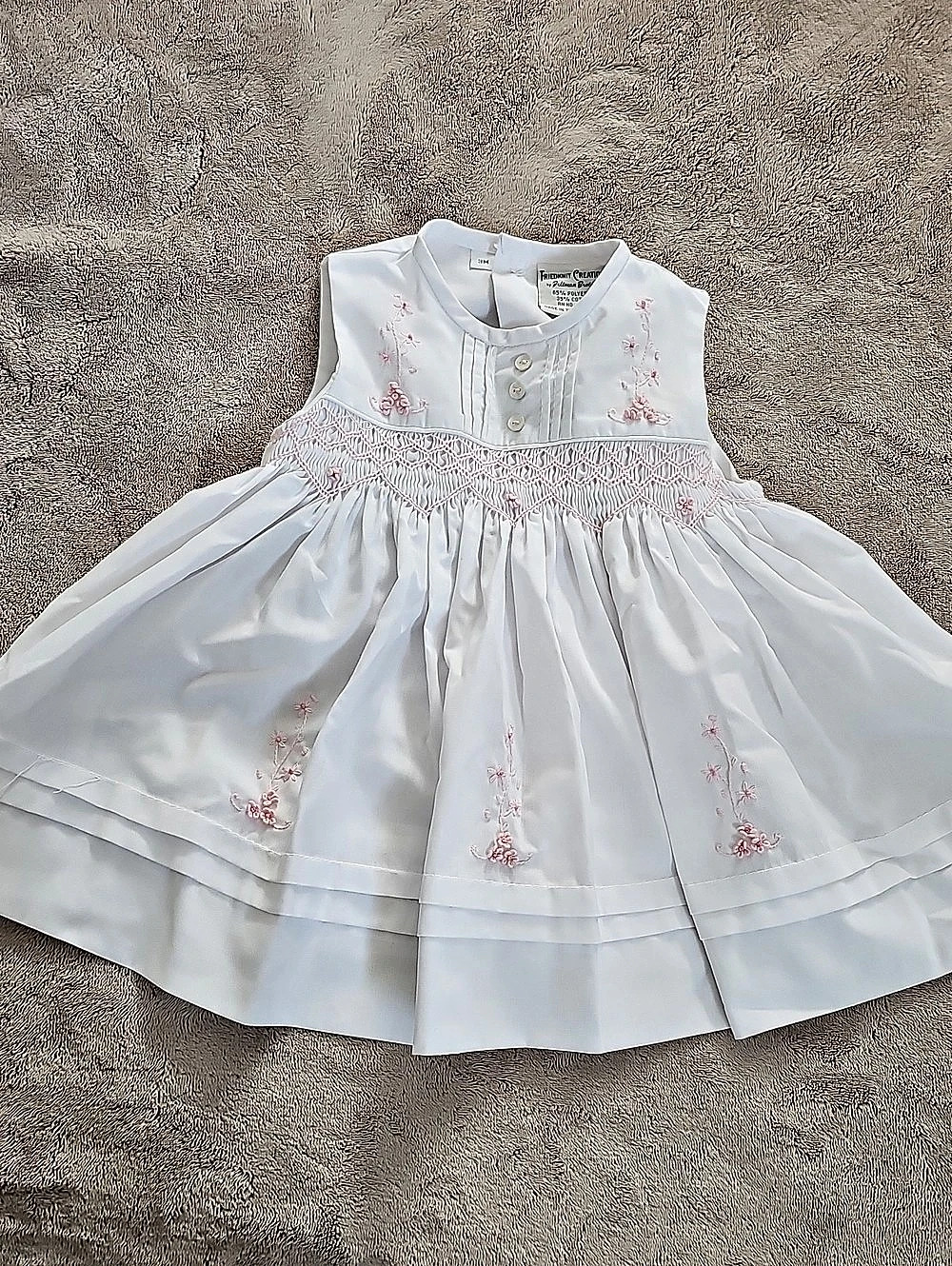 Friedknit Creations Embroidered Dress in White & Pink Size 3M Like New